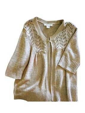 Beautifully Done Light Sweater